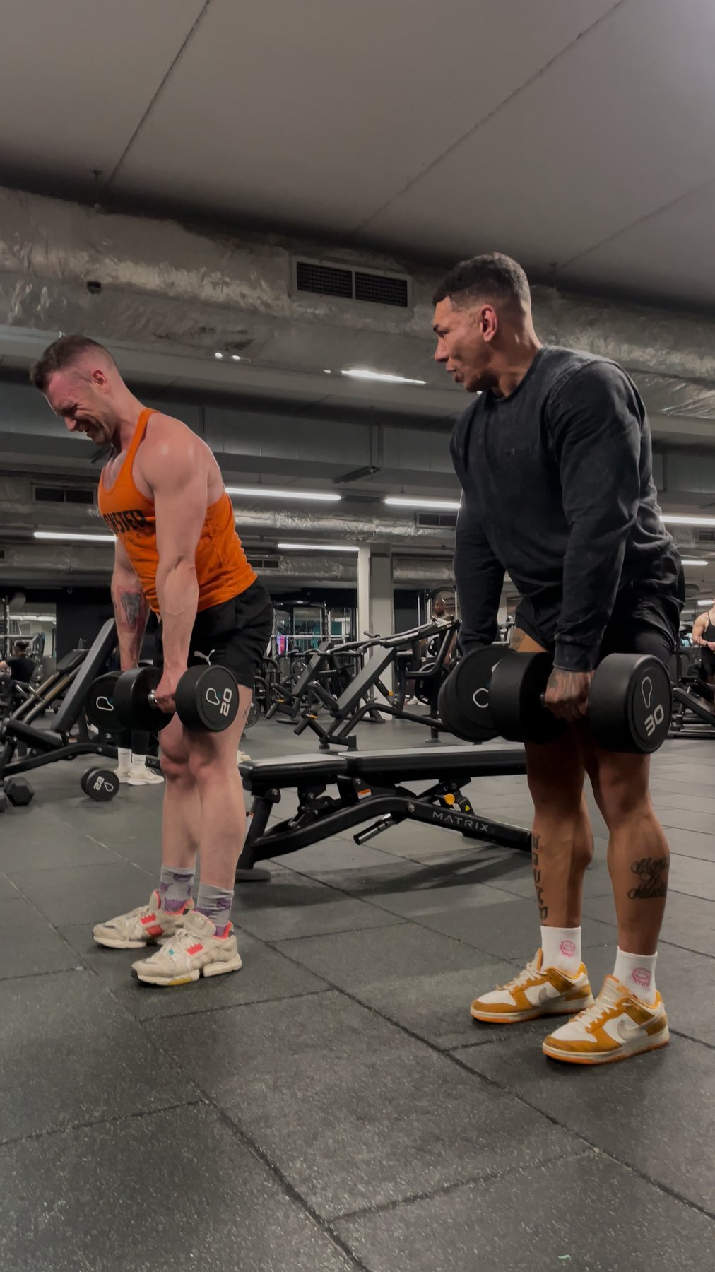 Coaching session, deadlift technique coaching